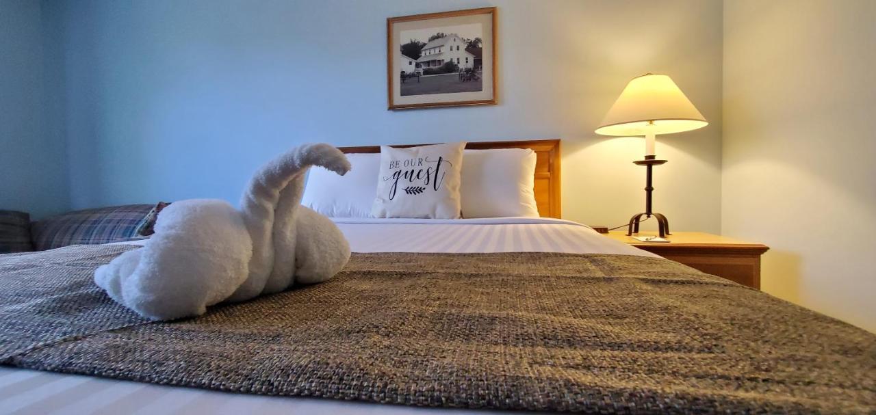 Amish Inn Nappanee Eksteriør bilde