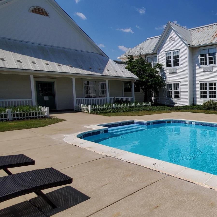 Amish Inn Nappanee Eksteriør bilde