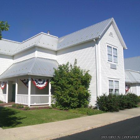 Amish Inn Nappanee Eksteriør bilde