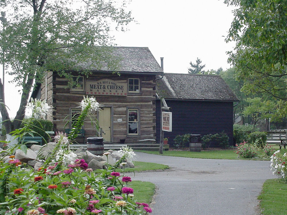 Amish Inn Nappanee Eksteriør bilde